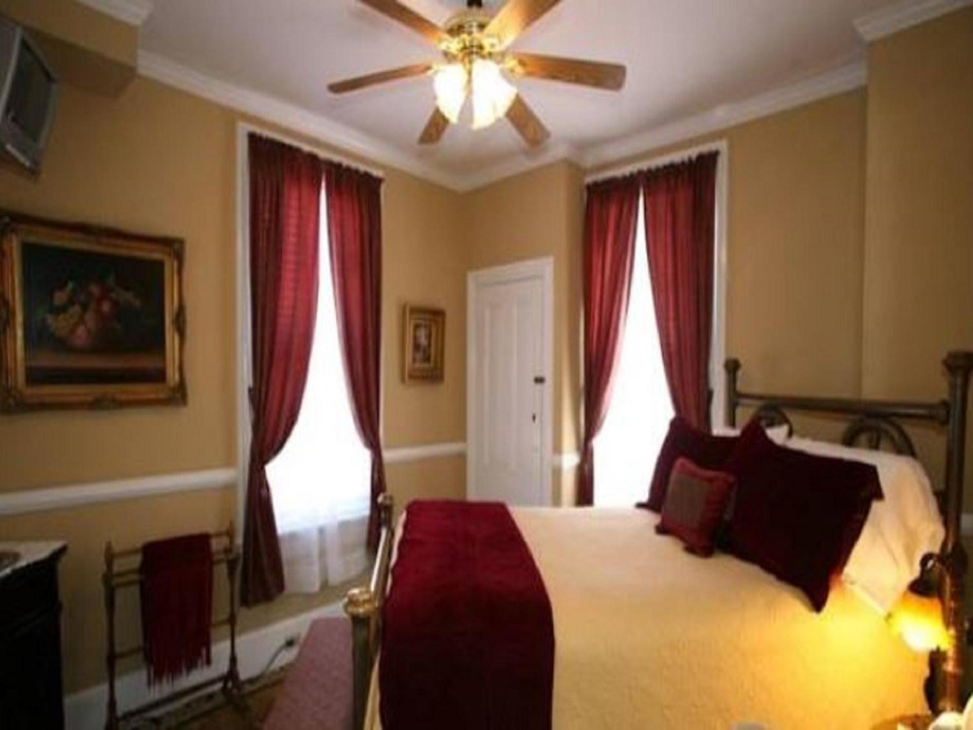 The Bacchus Inn Bed & Breakfast Cape May Phòng bức ảnh